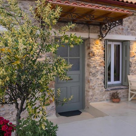 Guesthouse Simou With View 3 Bedrooms Arachova Exteriér fotografie