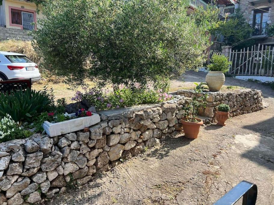 Guesthouse Simou With View 3 Bedrooms Arachova Exteriér fotografie